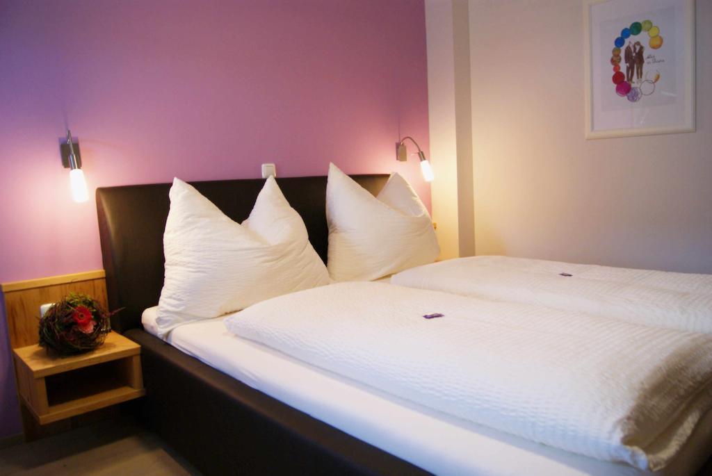 Taferne In Koestendorf - Ferienwohnung Monteurzimmer Neumarkt am Wallersee Bagian luar foto